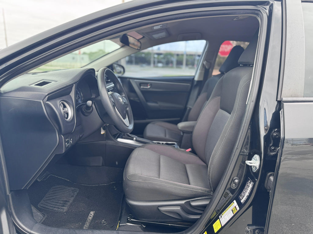 🚗 2017 Toyota Corolla – 126,632 millas - $11.290