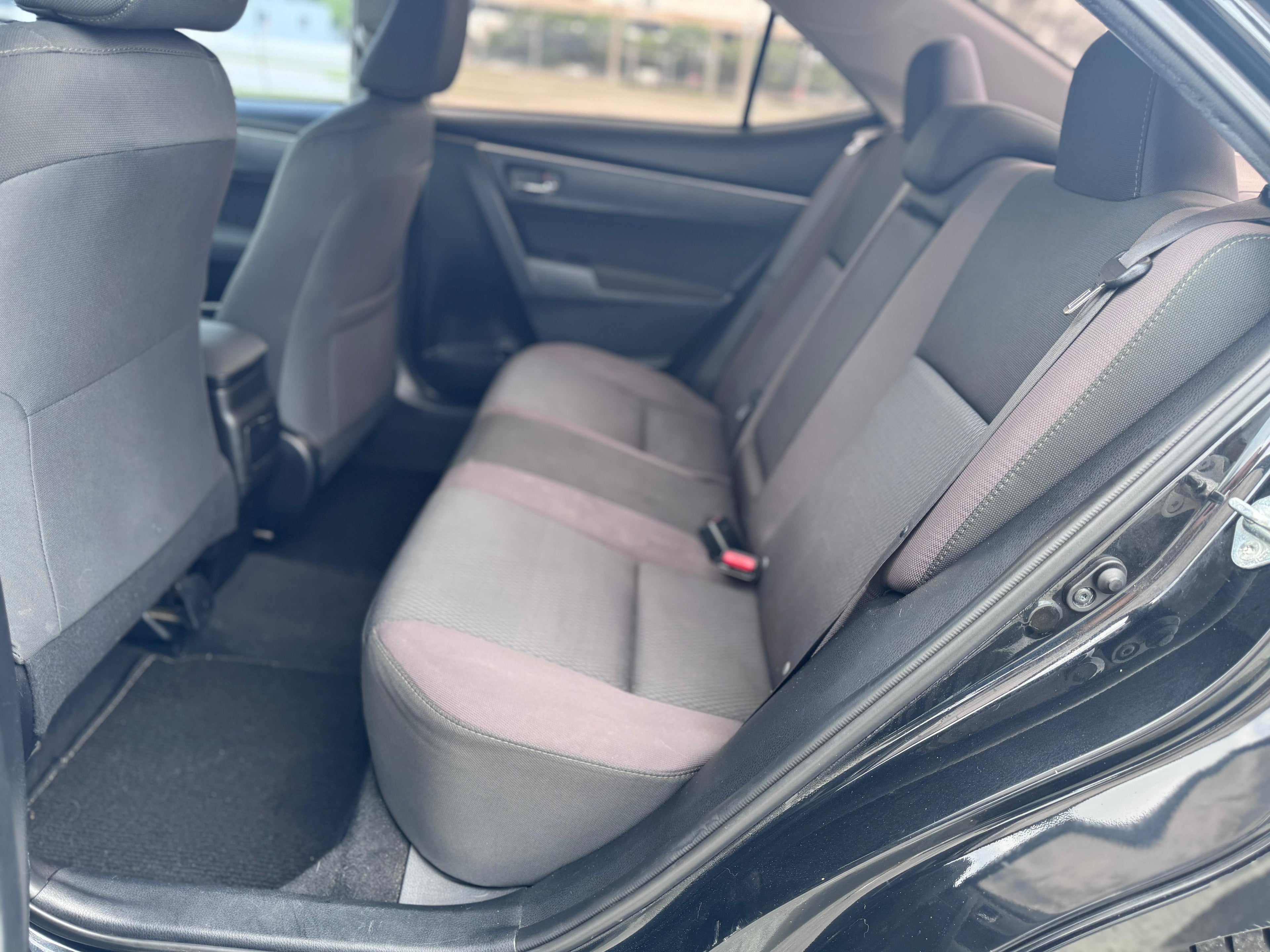 🚗 2017 Toyota Corolla – 126,632 millas - $11.290
