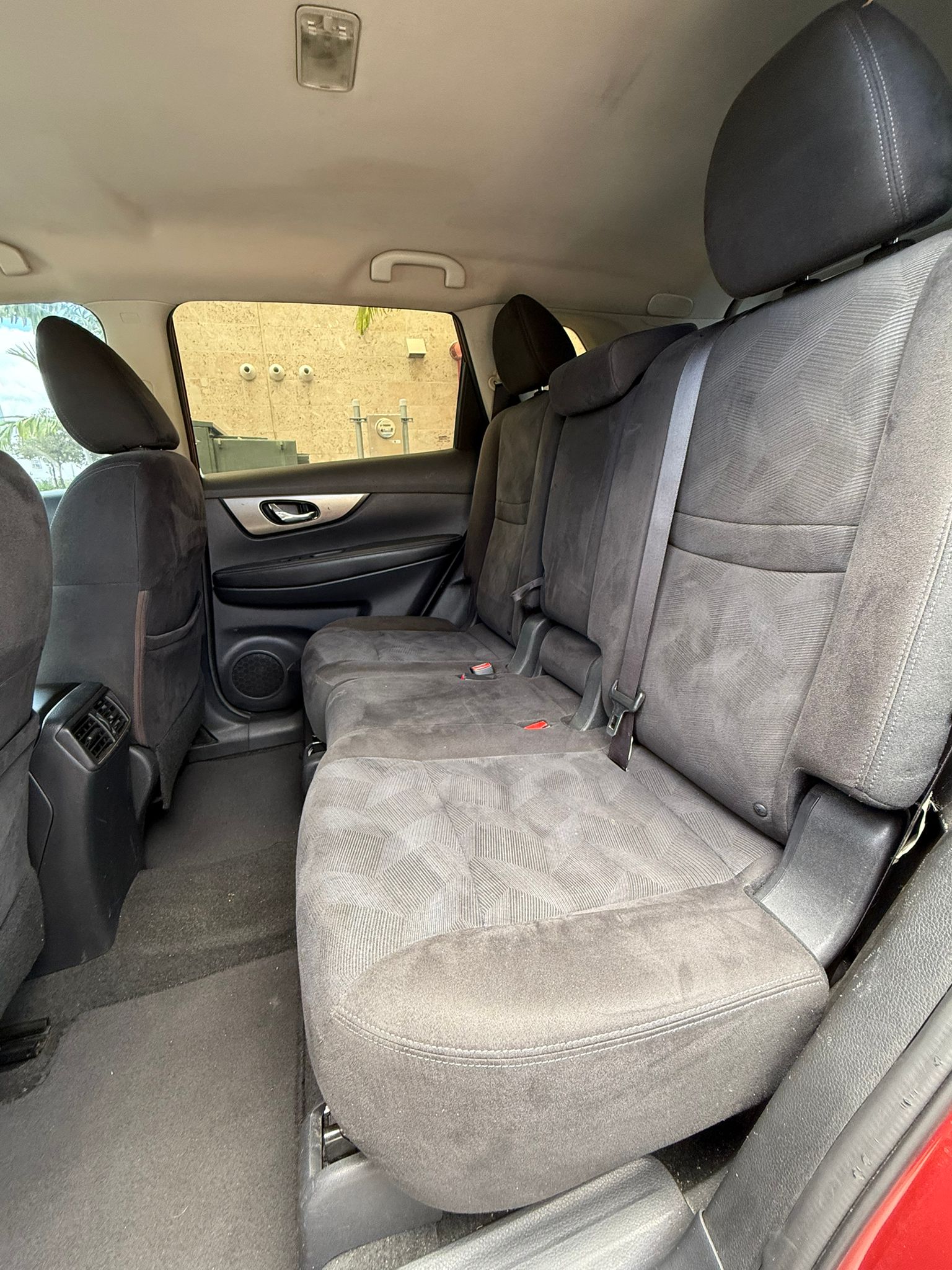 🚗 2015 Nissan Rogue S Sport Utility 4D