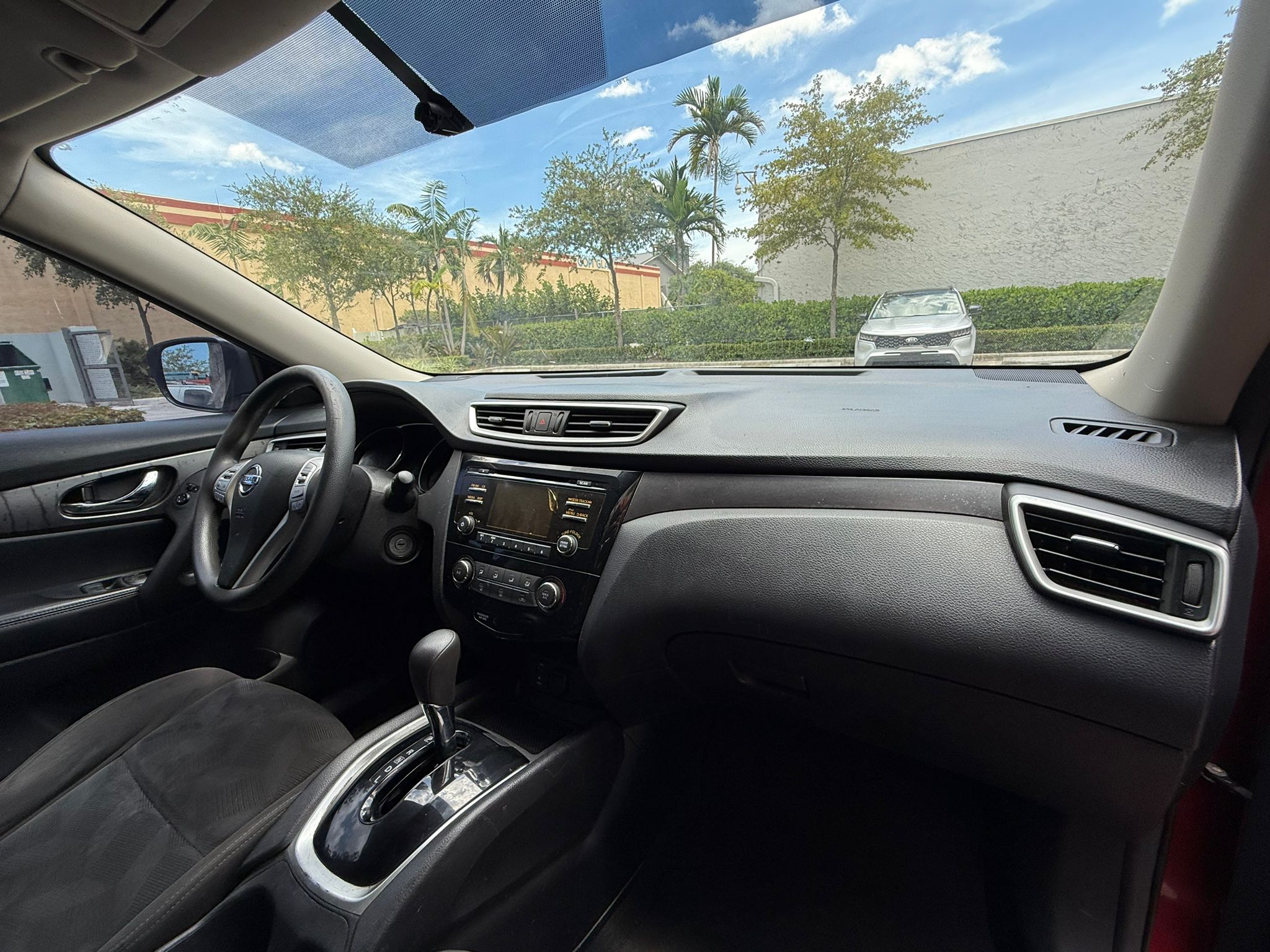 🚗 2015 Nissan Rogue S Sport Utility 4D