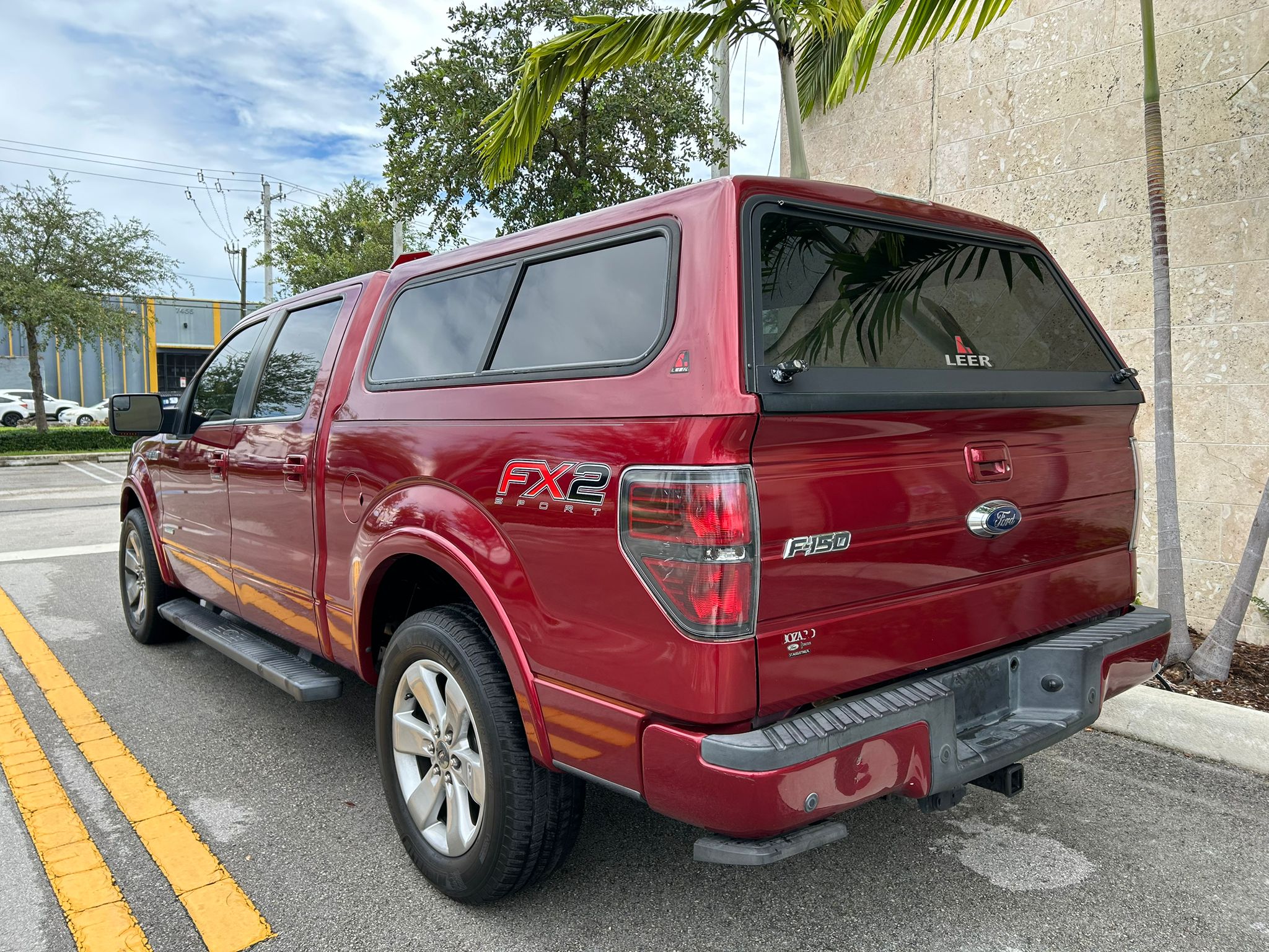 2013 Ford F-150 FX2 - 📍 160,000 millas - Cash o Financiado