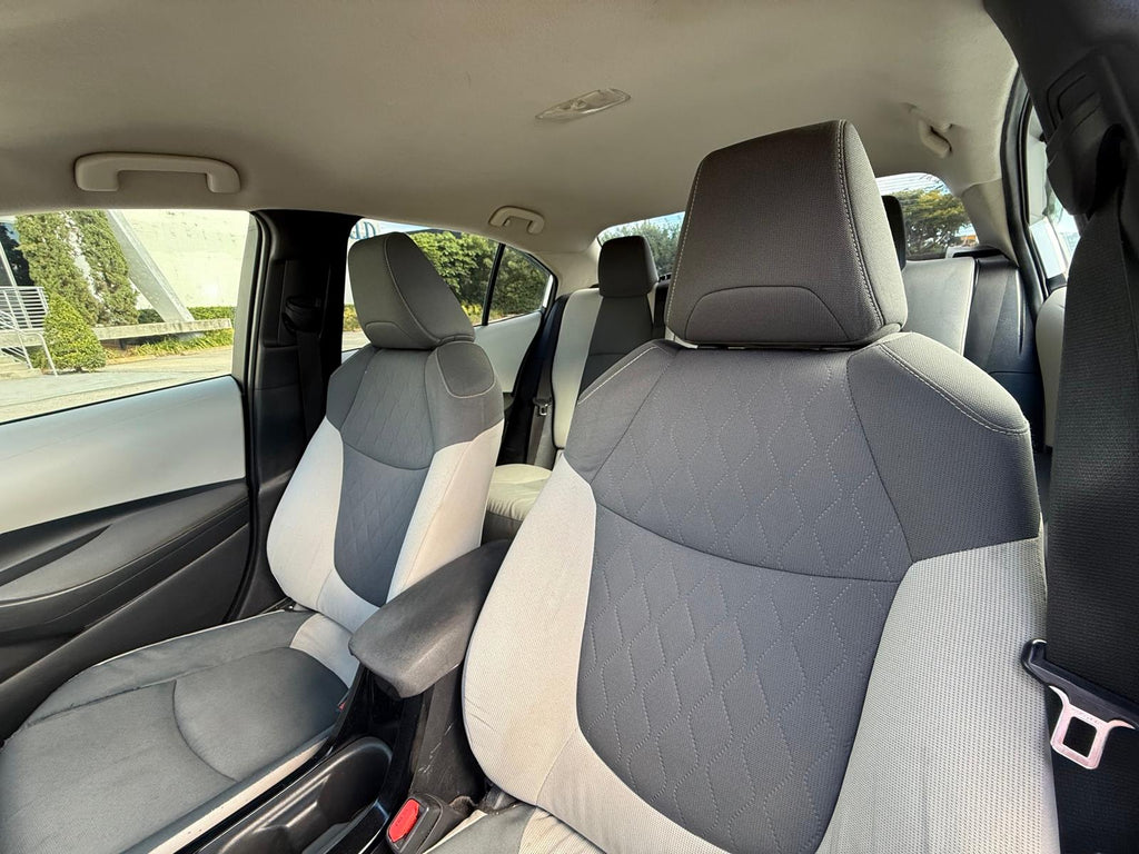 🚗 2021 Toyota Corolla LE - Sedan 4D - 📍 64,781 millas
