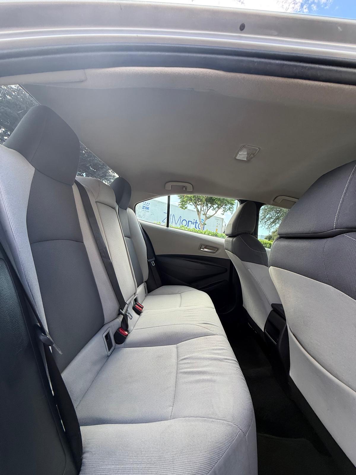 🚗 2021 Toyota Corolla LE - Sedan 4D - 📍 64,781 millas