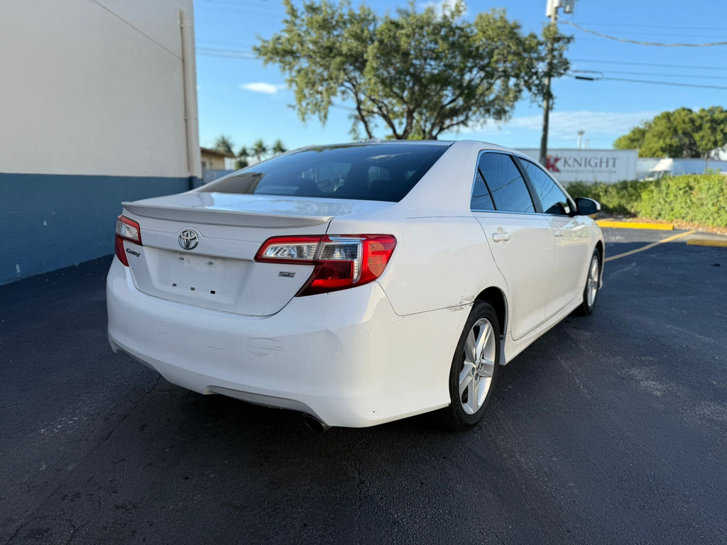 🚗 2013 Toyota Camry SE - 💰 $6,900 - CASH