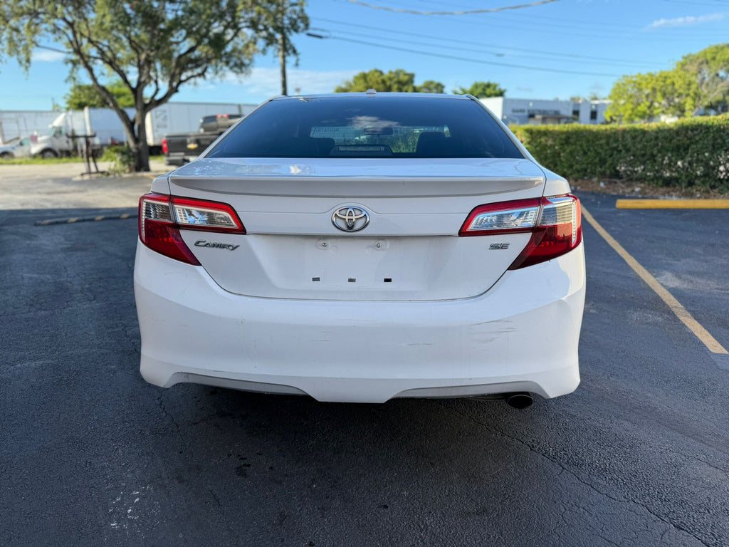 🚗 2013 Toyota Camry SE - 💰 $6,900 - CASH