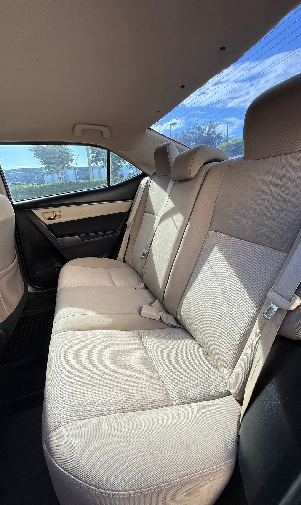 🚗 2014 Toyota Corolla - 💰 $5,900 - CASH