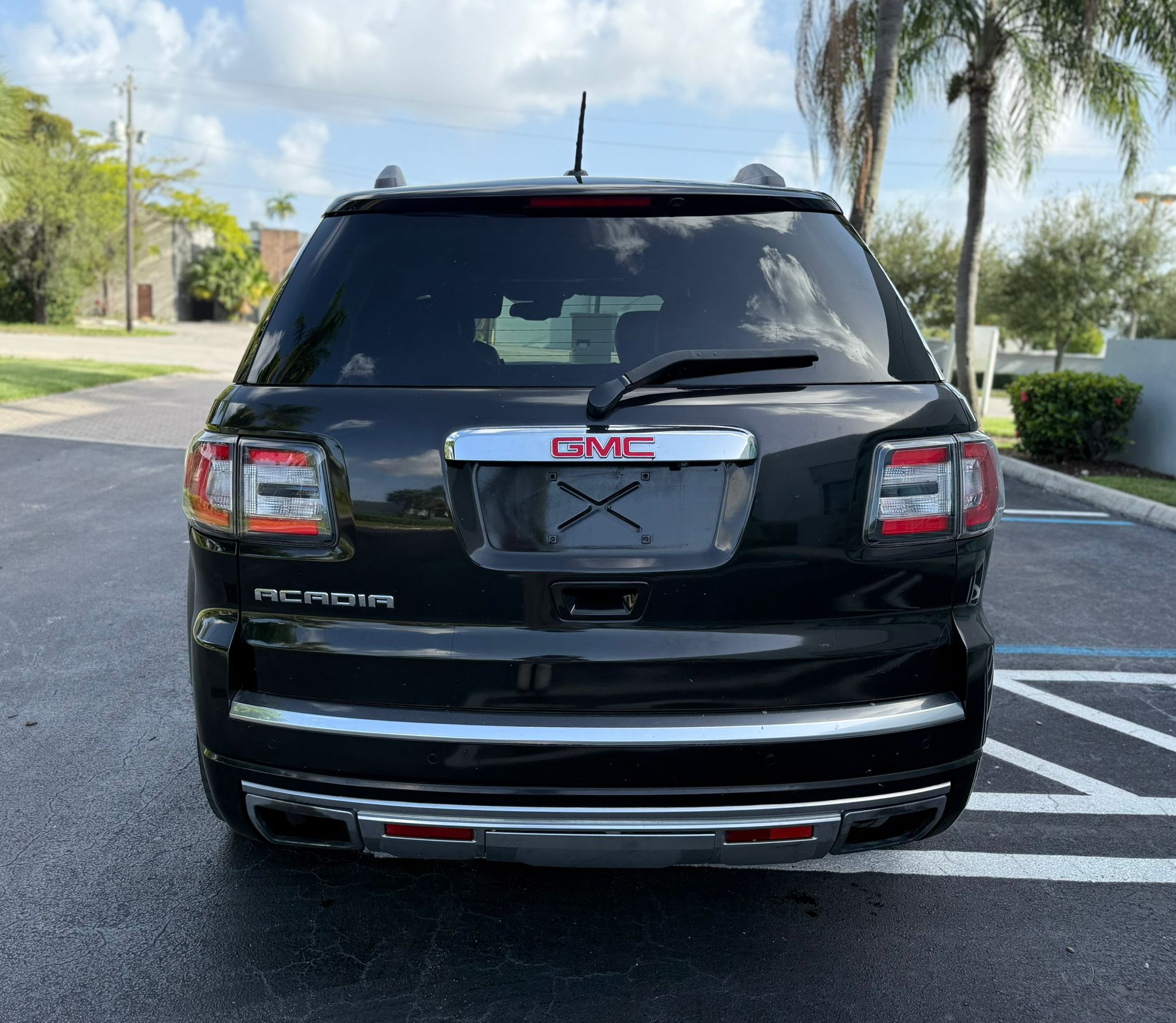 🚙 2016 GMC Acadia Denali – Sport&nbsp; 4D - 💰 Precio: $7,250