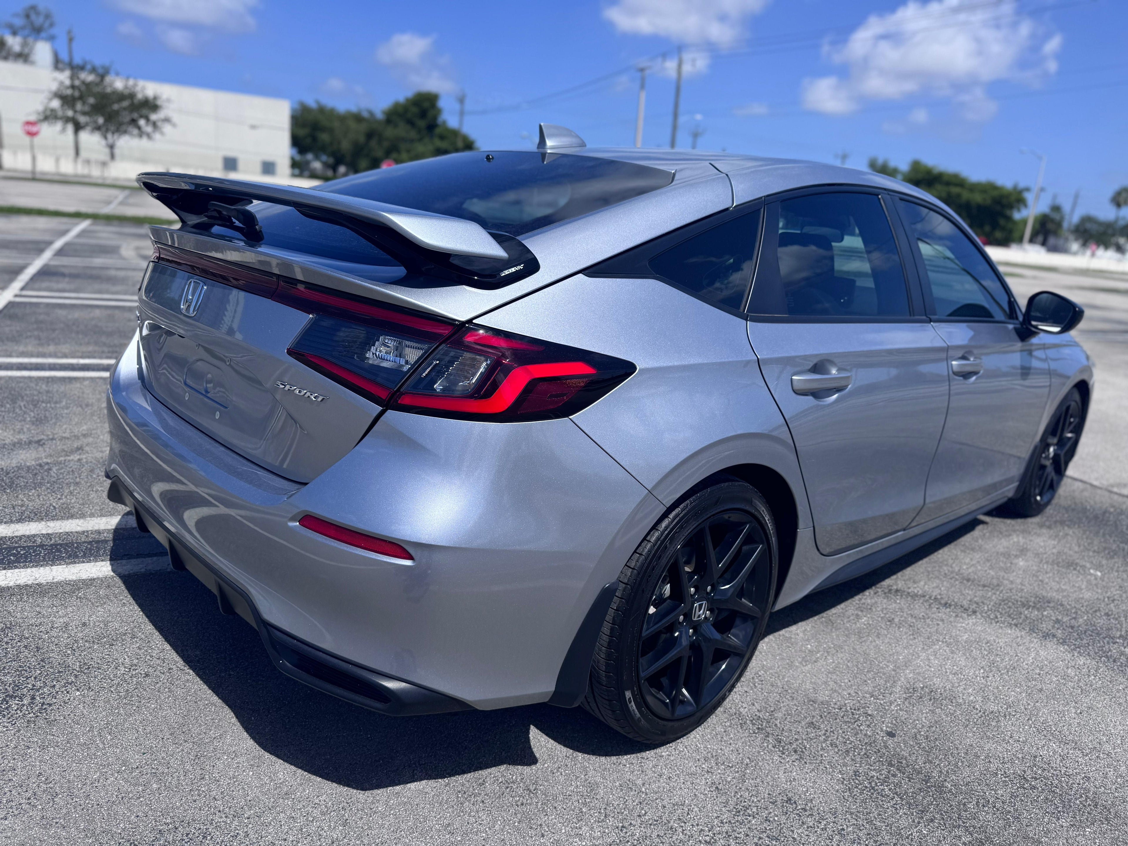 🚗 2023 Honda Civic - 📍 27,491 millas
