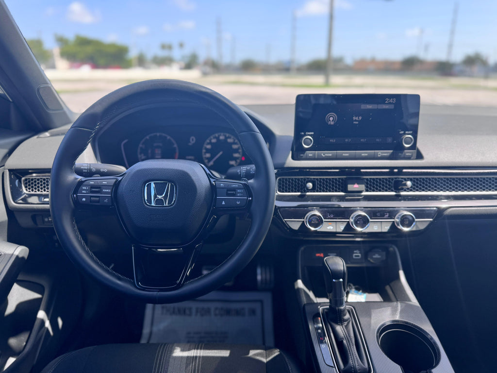 🚗 2023 Honda Civic - 📍 27,491 millas