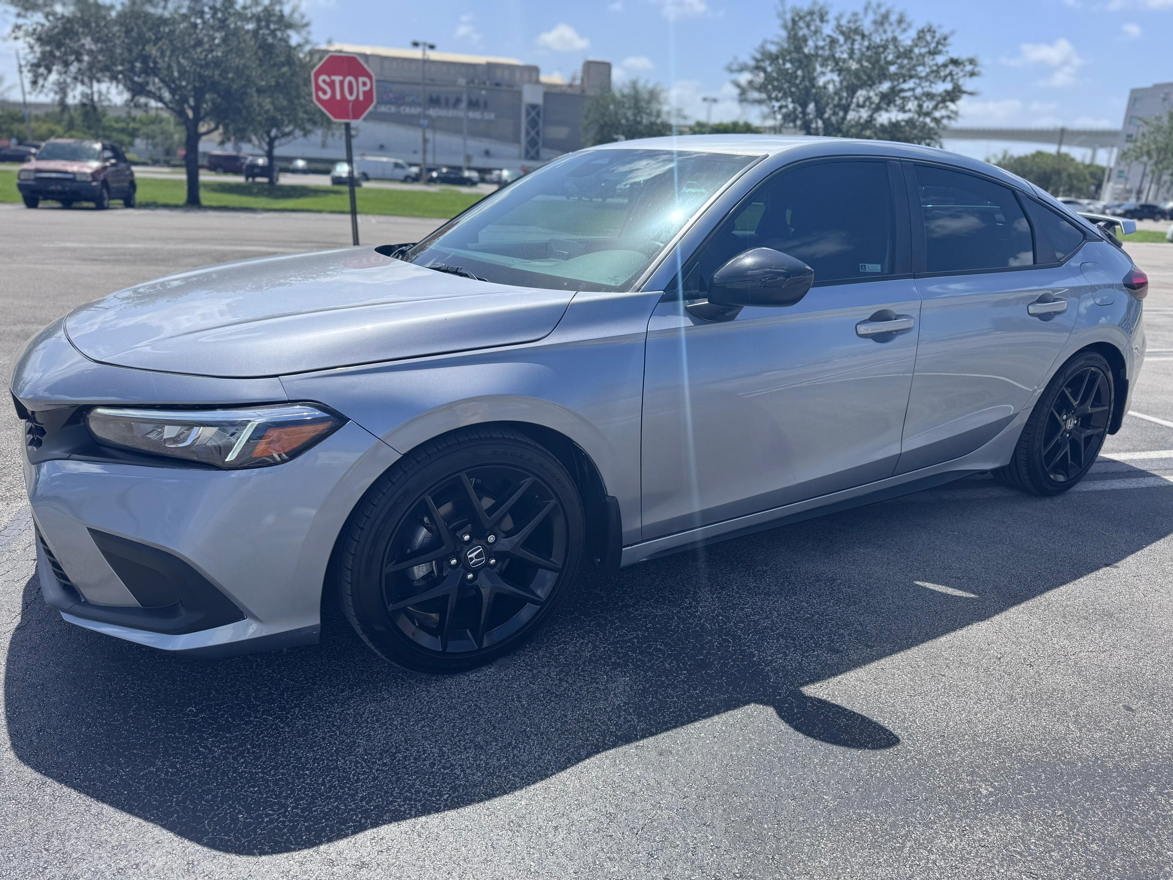 🚗 2023 Honda Civic - 📍 27,491 millas