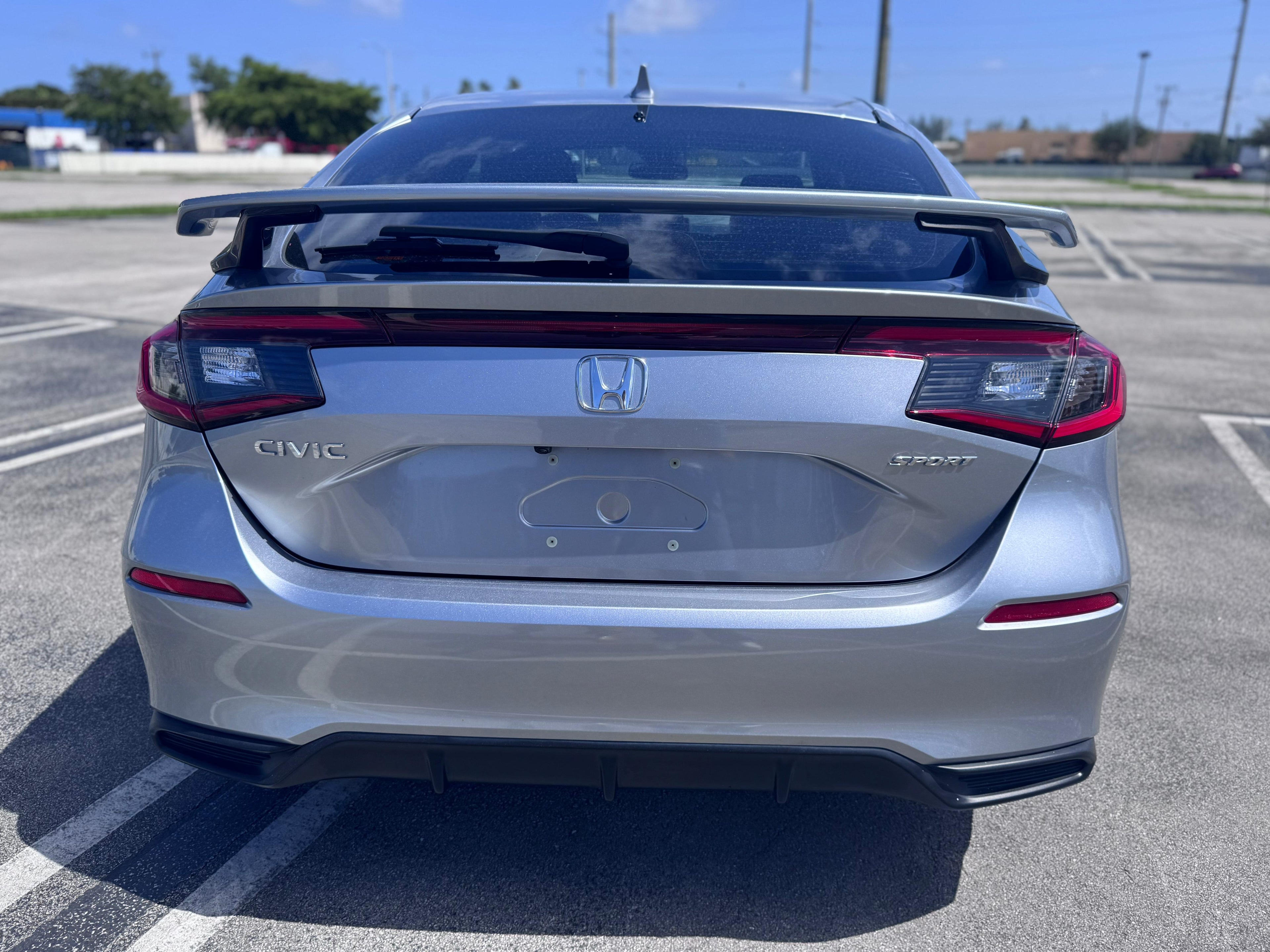 🚗 2023 Honda Civic - 📍 27,491 millas