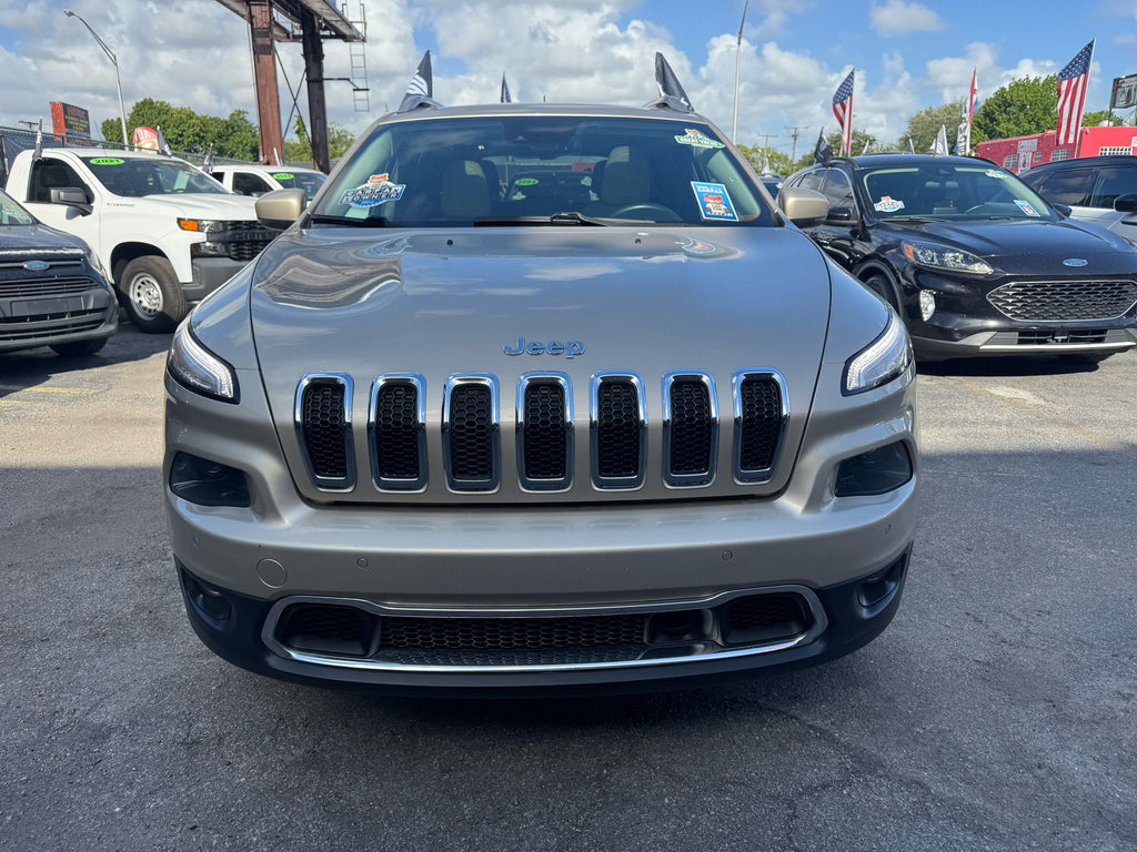 2015 Jeep Cherokee Limited - ¡Título limpio! - 💰 Solo $9,900