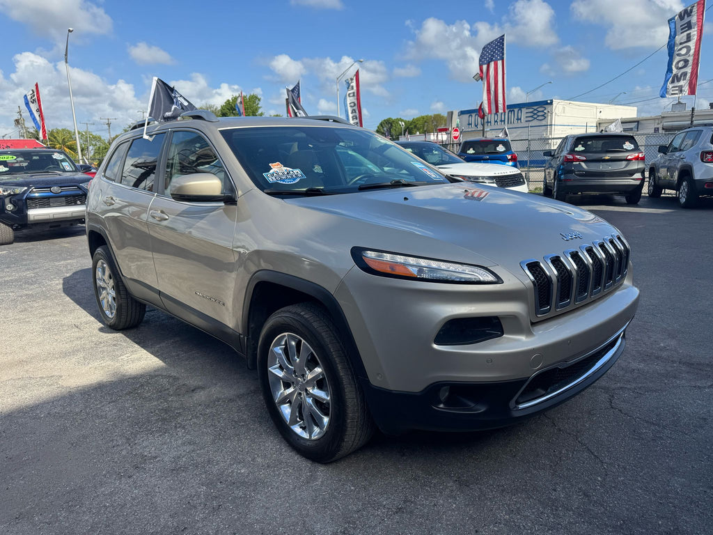 2015 Jeep Cherokee Limited - ¡Título limpio! - 💰 Solo $9,900