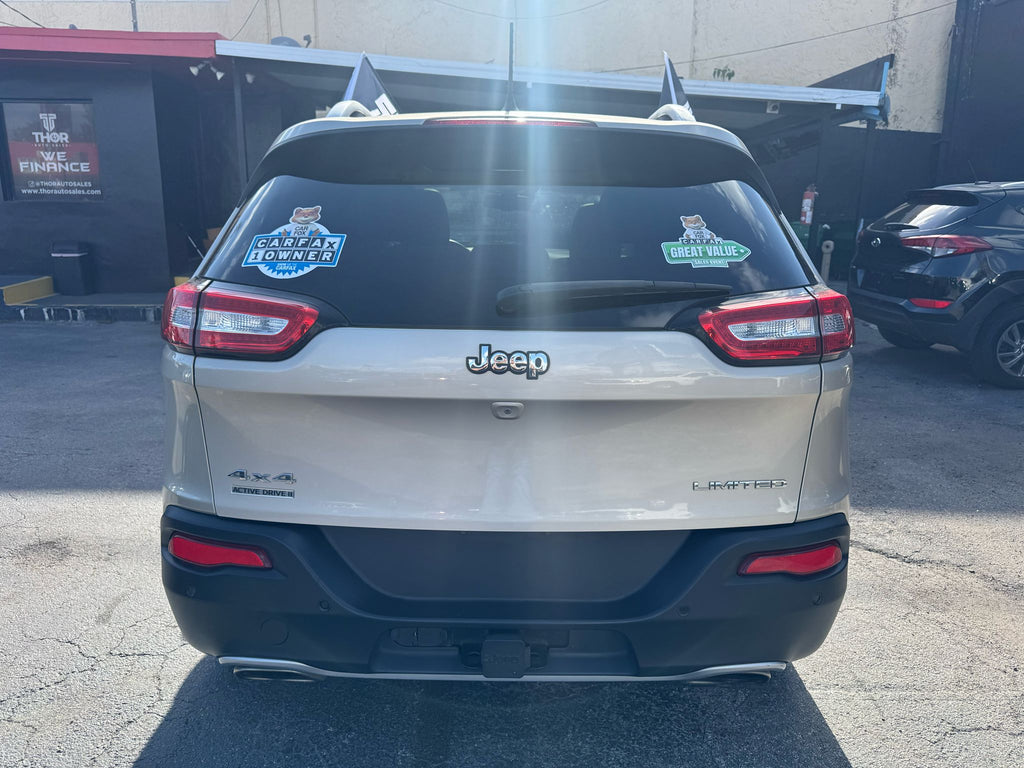 2015 Jeep Cherokee Limited - ¡Título limpio! - 💰 Solo $9,900