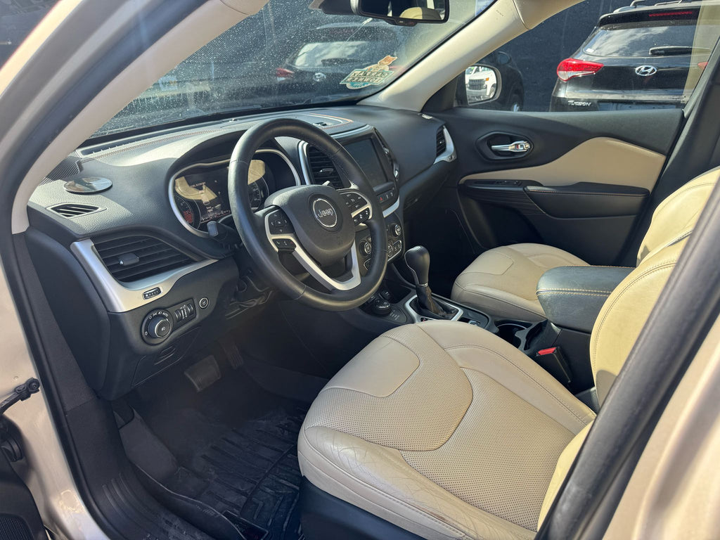 2015 Jeep Cherokee Limited - ¡Título limpio! - 💰 Solo $9,900