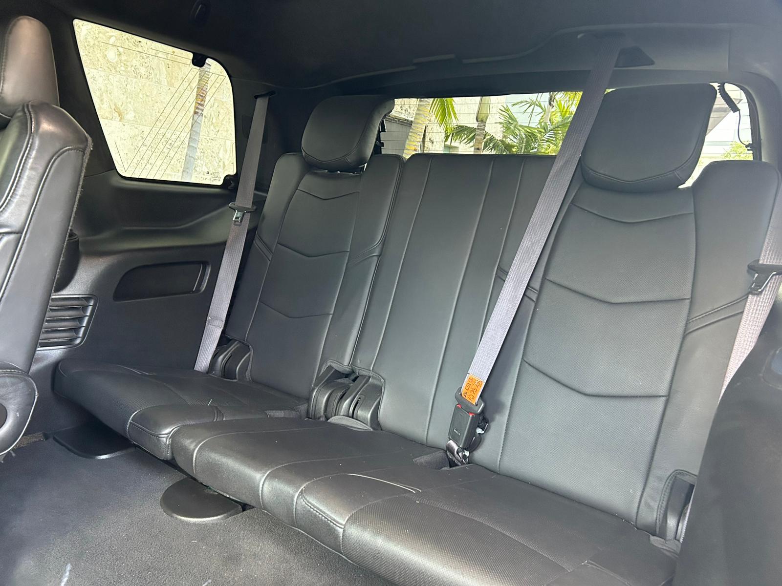 🚗 2016 Cadillac Escalade Platinum