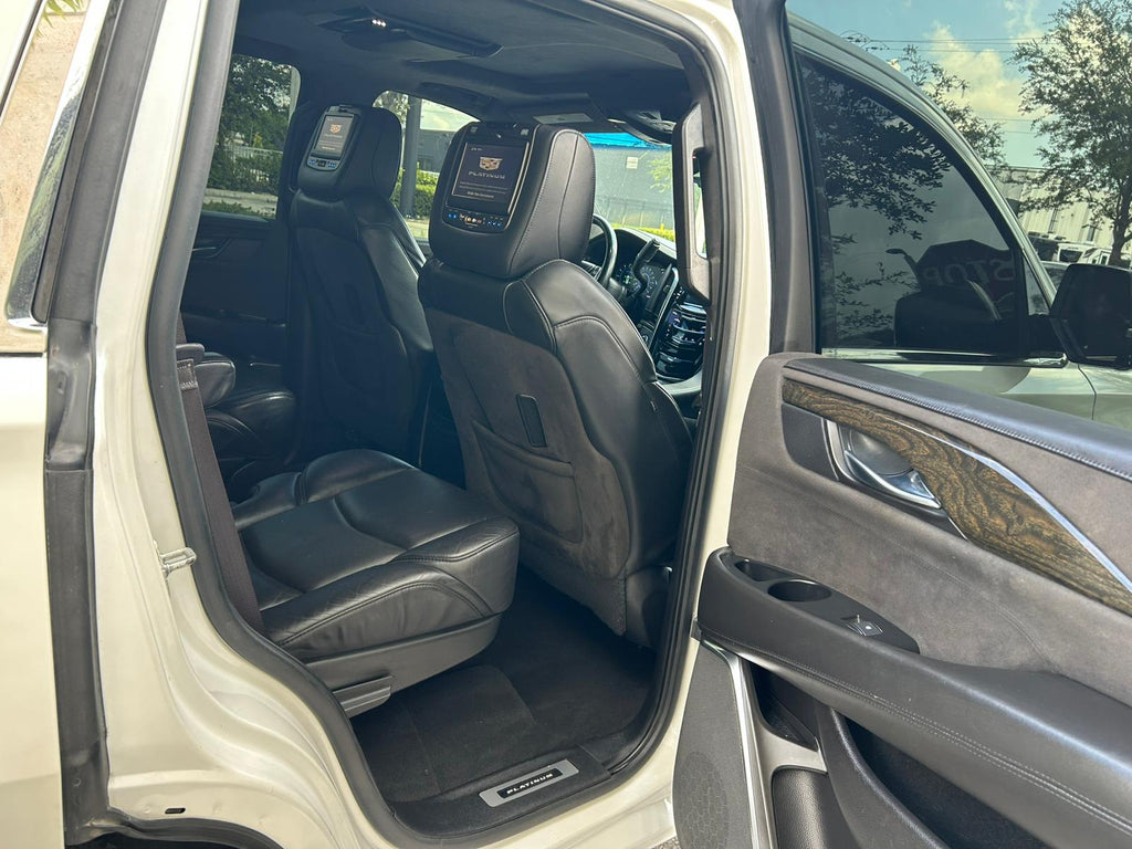 🚗 2016 Cadillac Escalade Platinum