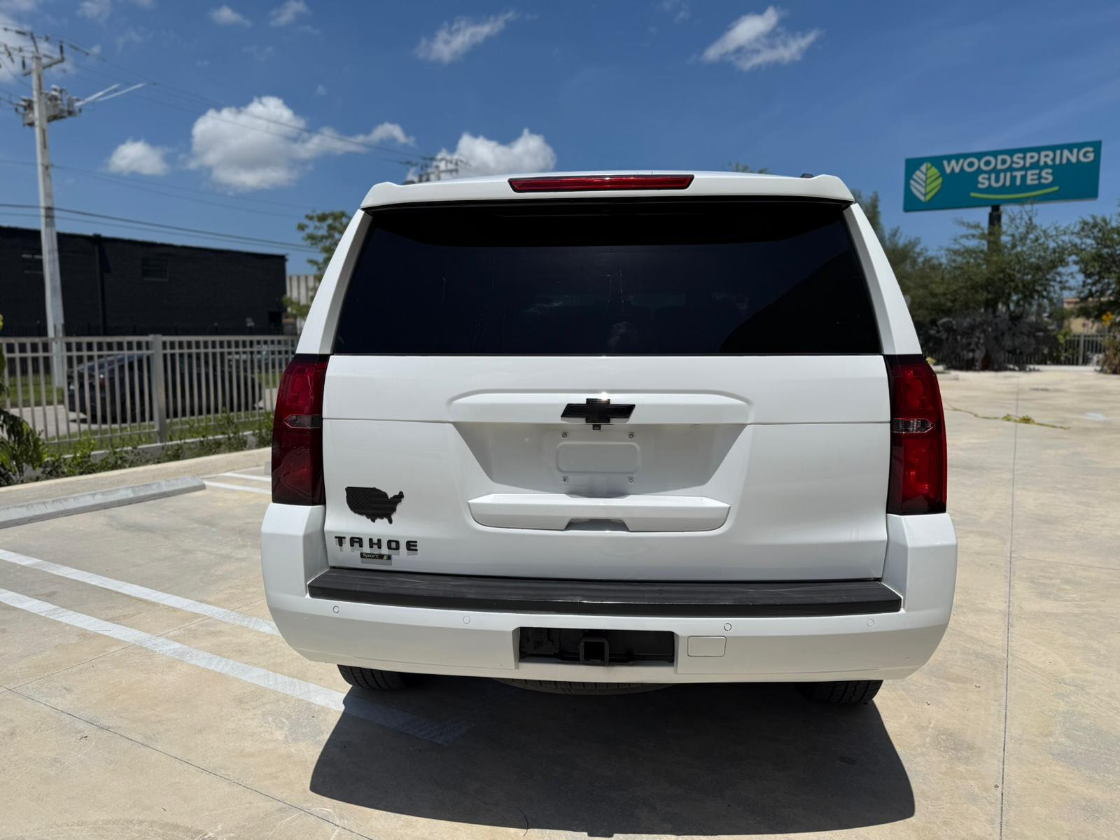🚗 2016 Chevrolet Tahoe LS Sport