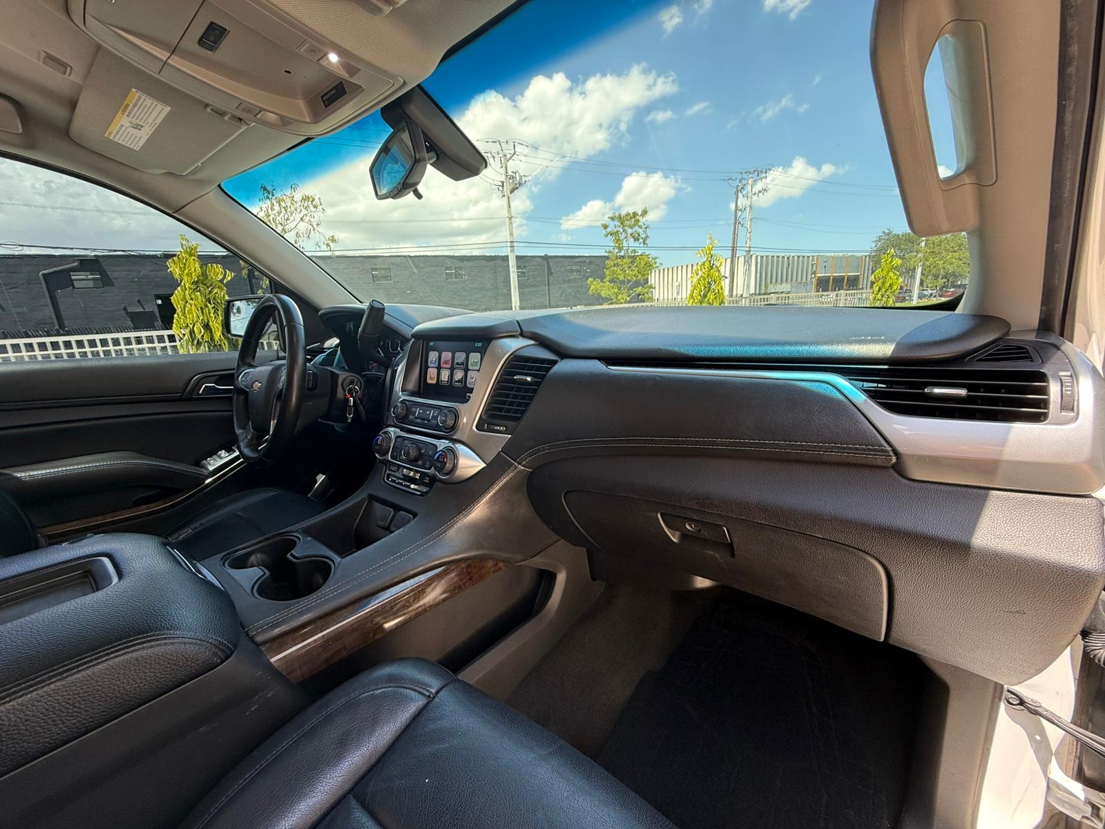 🚗 2016 Chevrolet Tahoe LS Sport