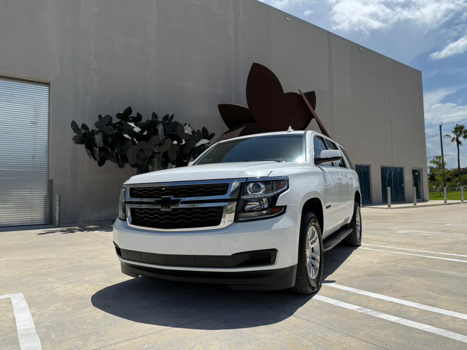🚗 2016 Chevrolet Tahoe LS Sport
