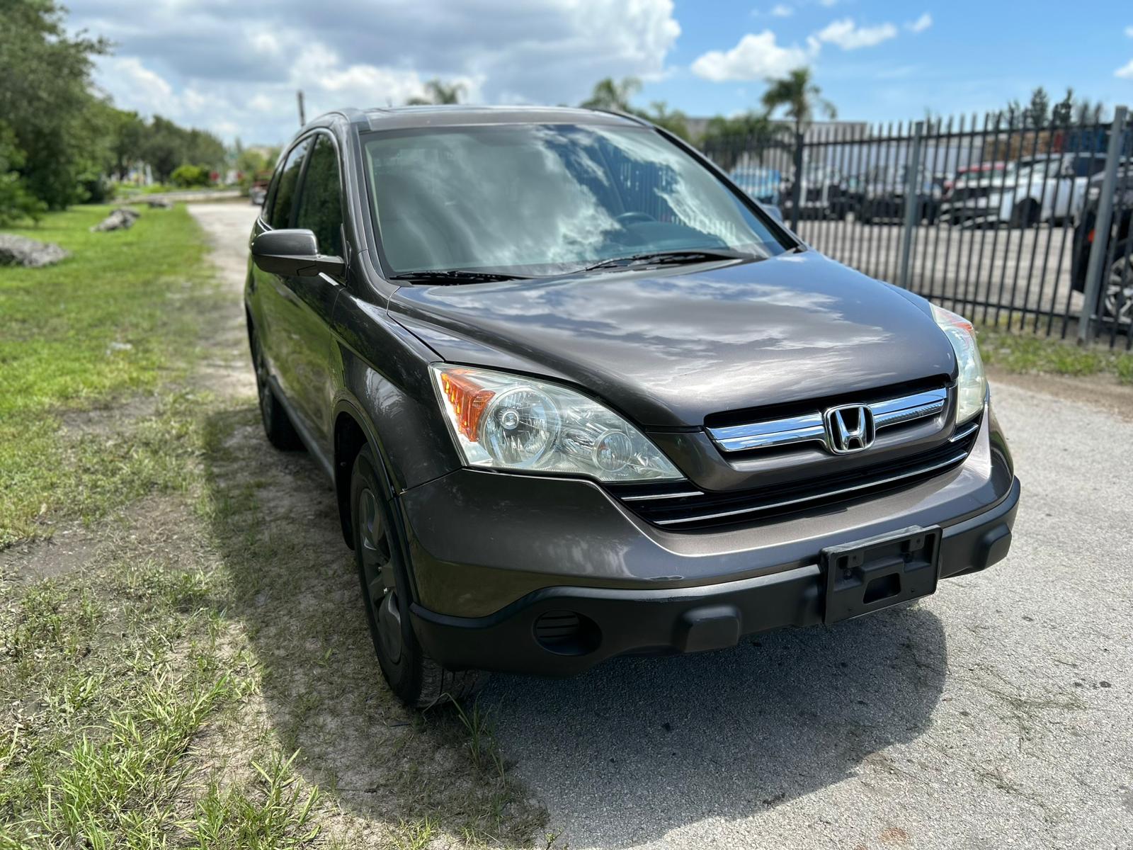 🚙 2009 Honda CR-V EX-L Sport Utility 4D – 200k millas