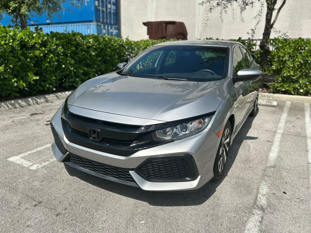 🚗 2018 Honda Civic Hatchback – 70k millas "CASH"