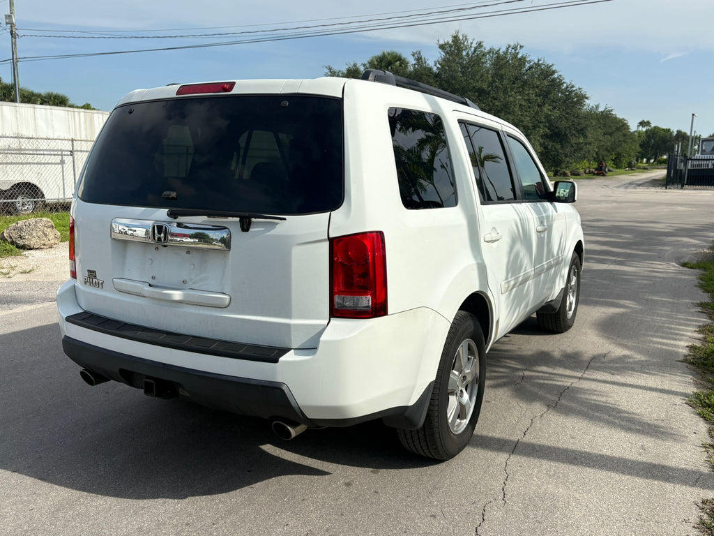 🚙 2011 Honda Pilot EX-L Sport Utility – 180k millas "CASH"