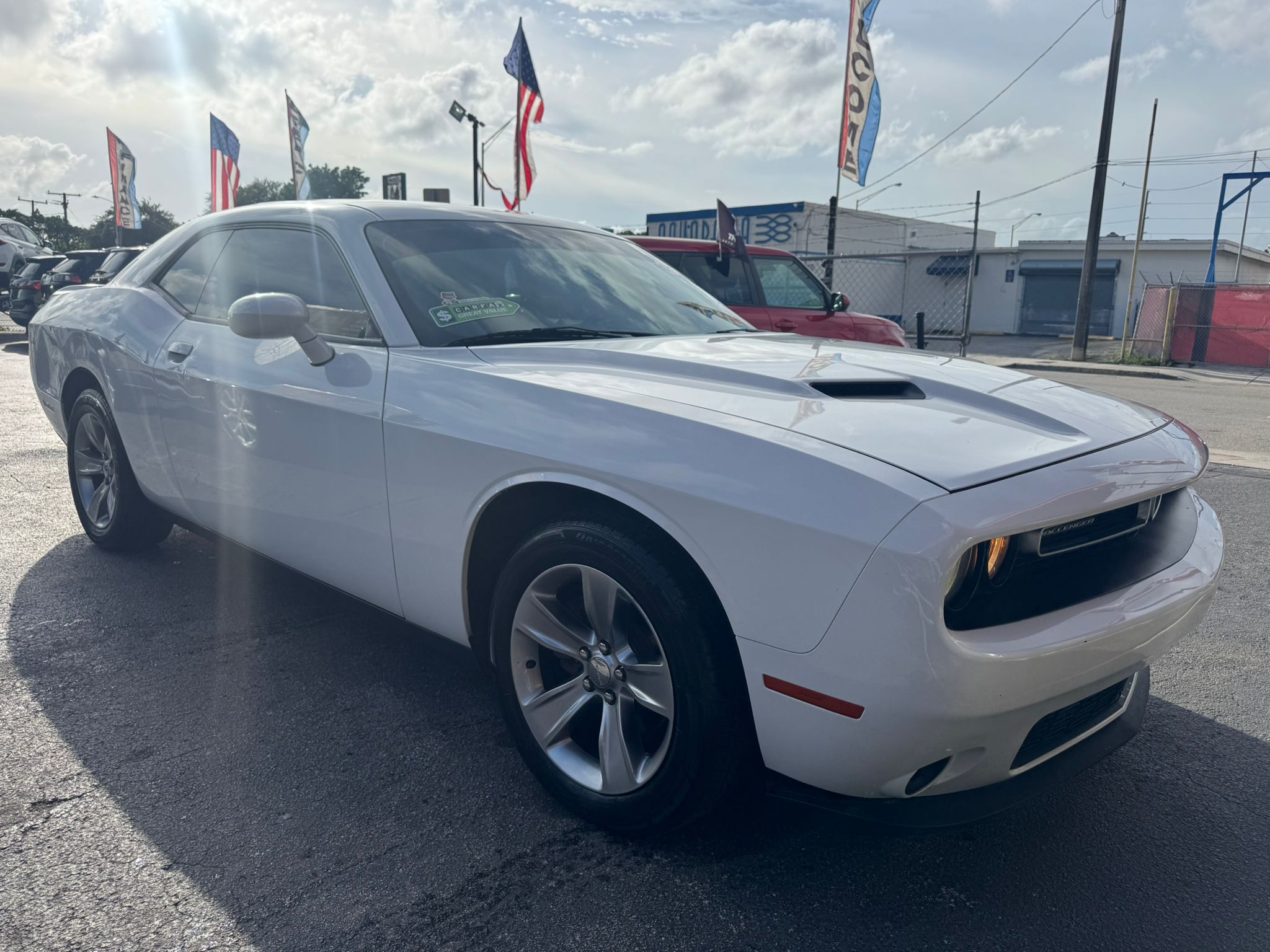 🏁 2019 Dodge Challenger SXT – 107k millas Con buen o mal crédito