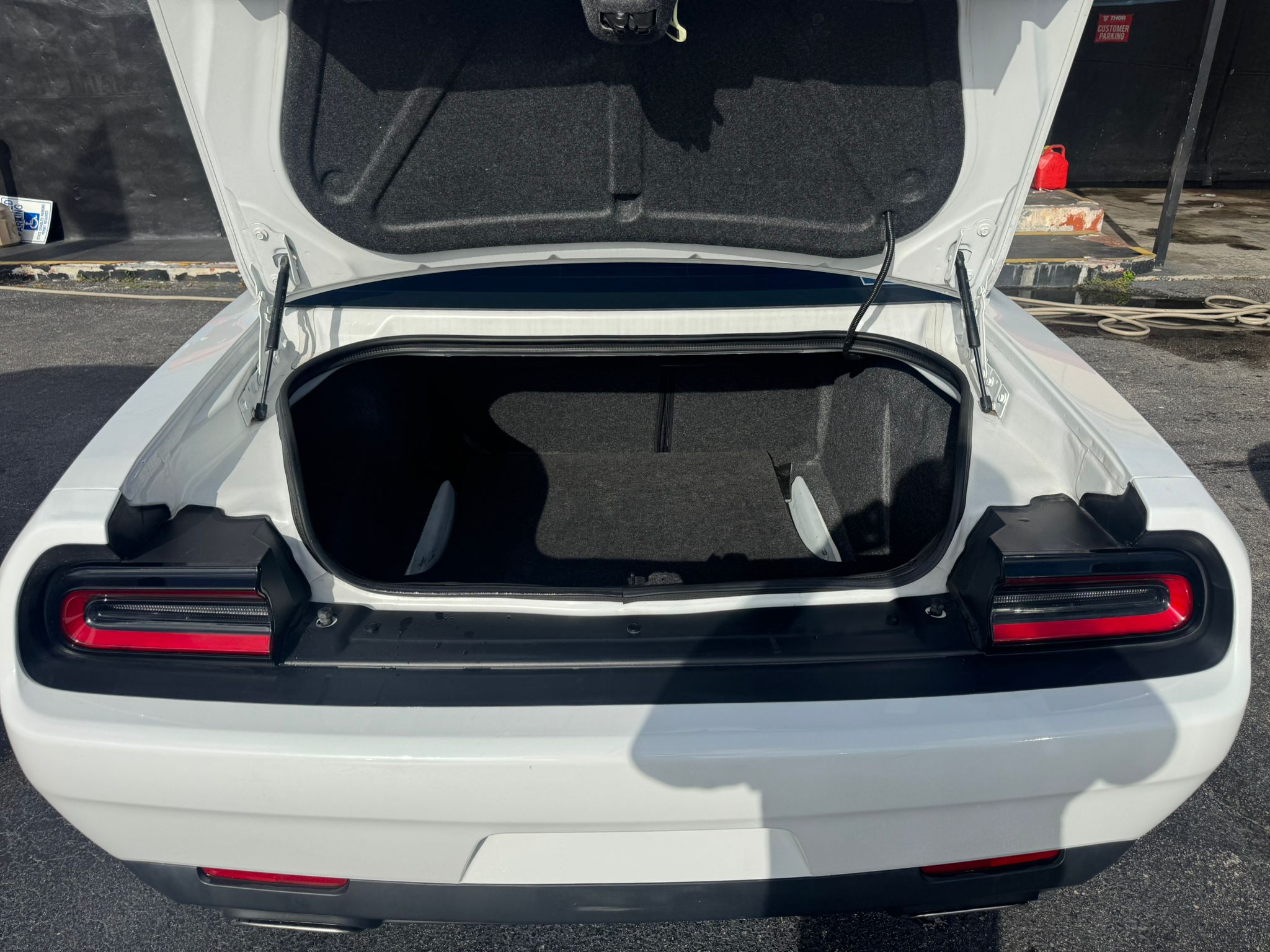 🏁 2019 Dodge Challenger SXT – 107k millas Con buen o mal crédito