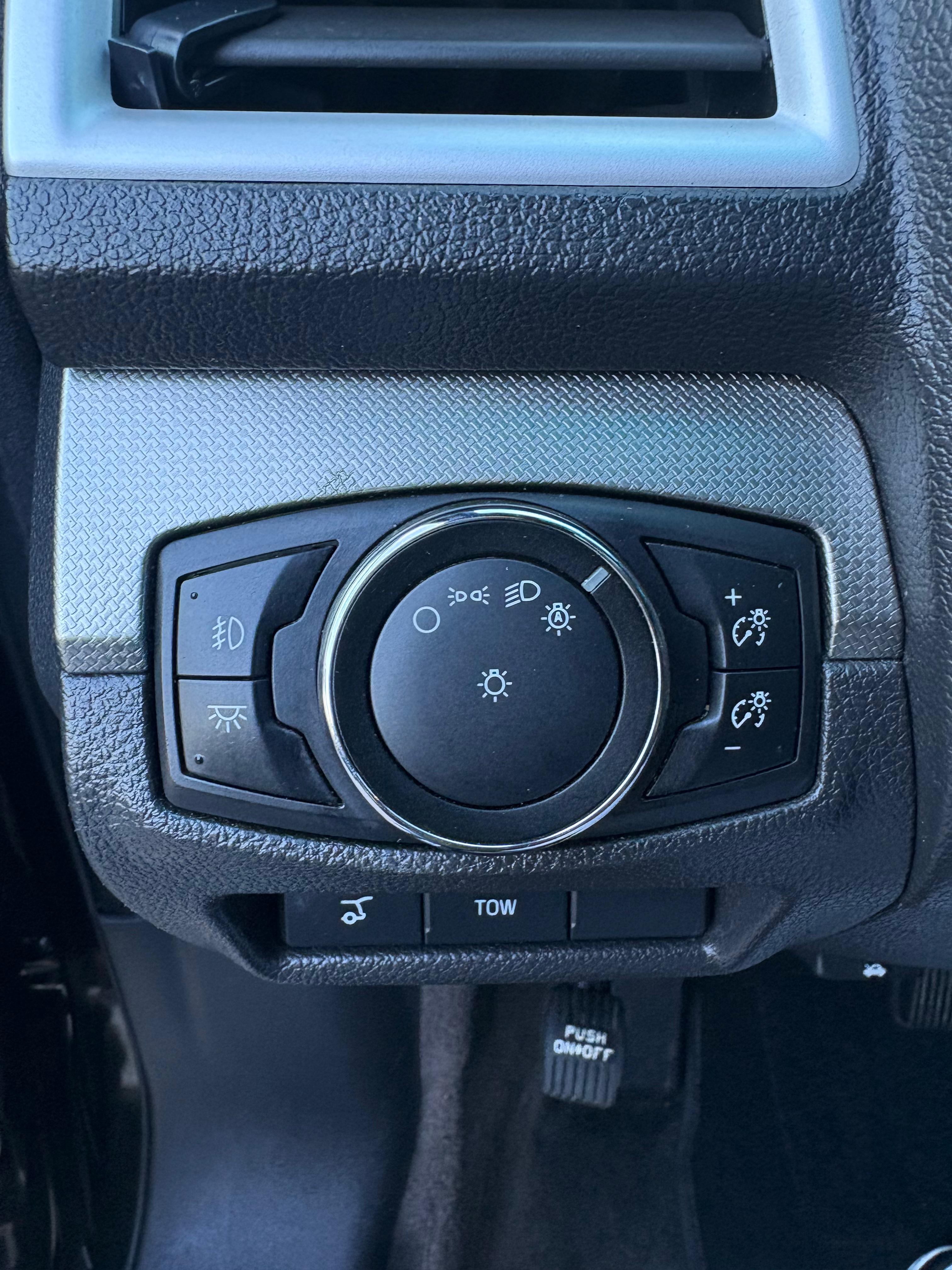 🚙 2015 Ford Explorer Sport SUV 4D – 100k millas