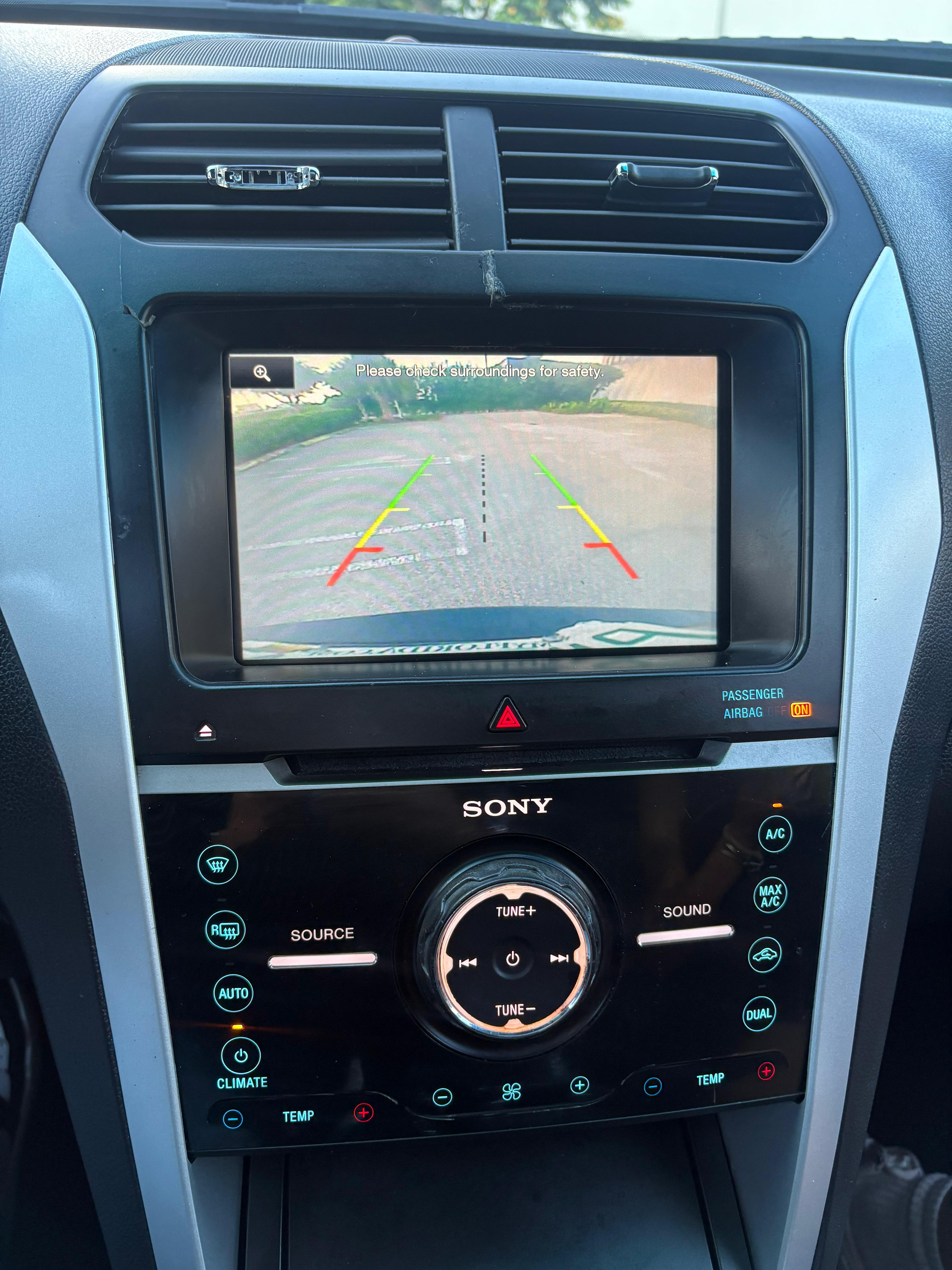 🚙 2015 Ford Explorer Sport SUV 4D – 100k millas