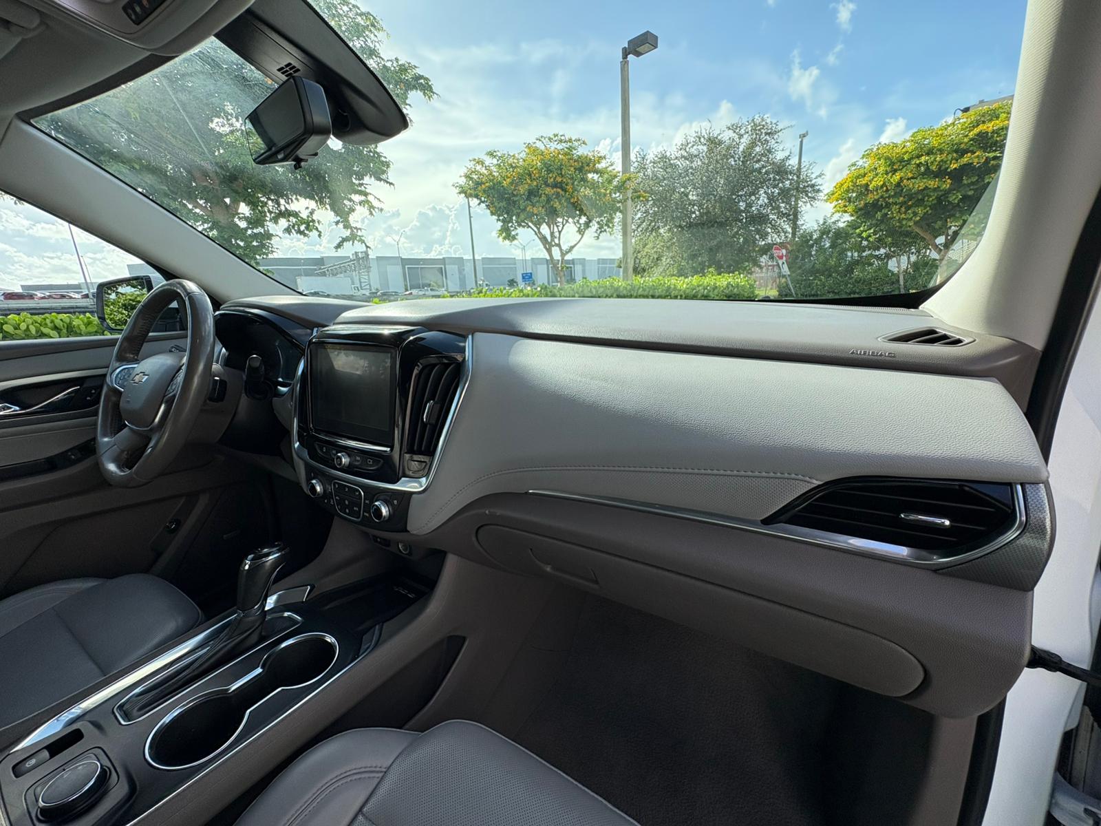 🚙 2019 Chevy Traverse Premier – 96k millas