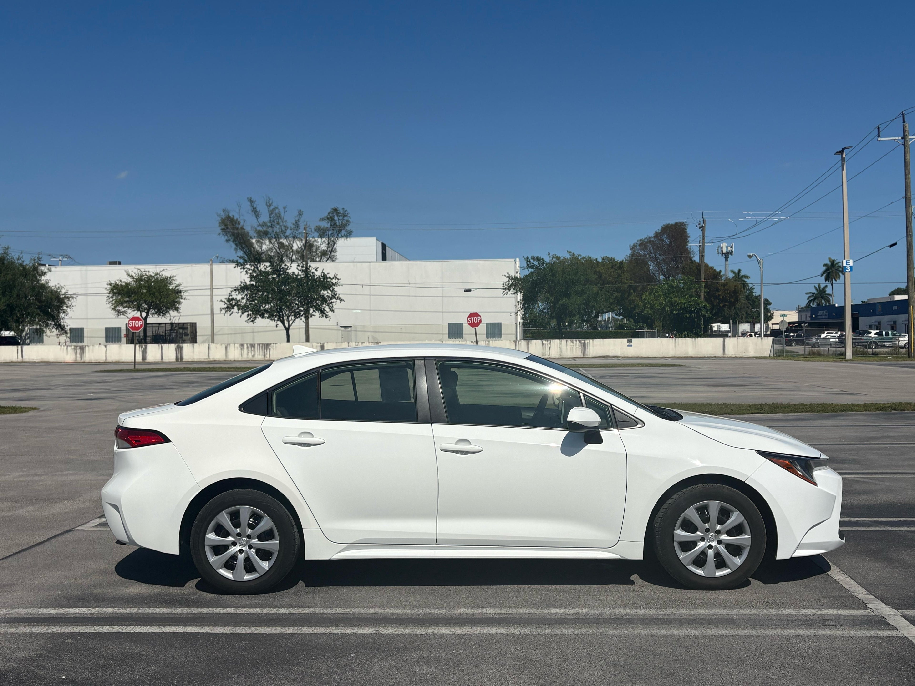 🚗 2021 Toyota Corolla – 75,383 millas Financiamiento disponible