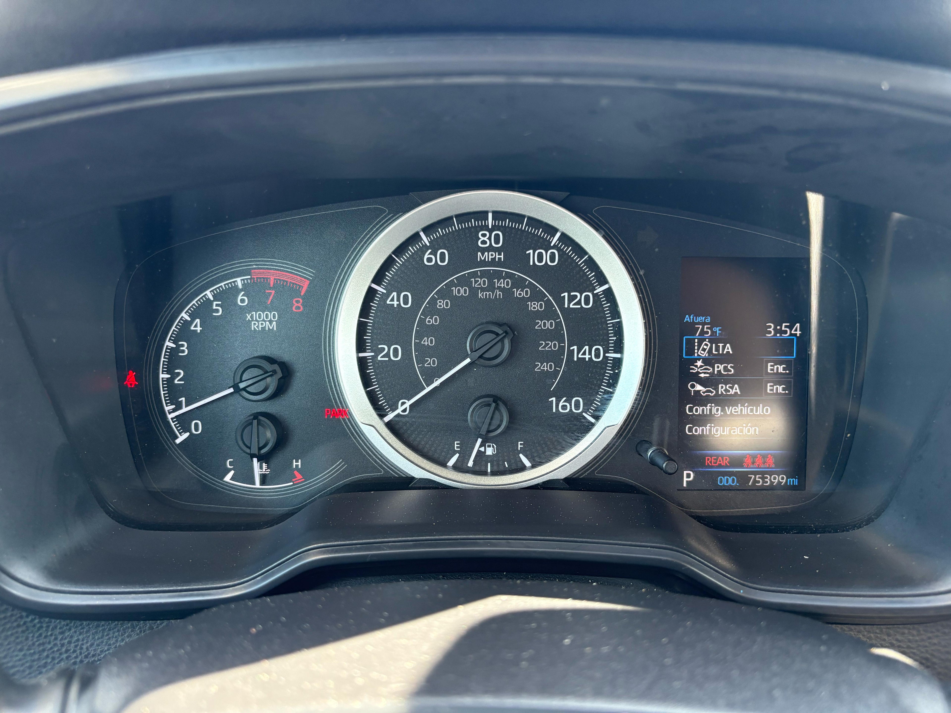 🚗 2021 Toyota Corolla – 75,383 millas Financiamiento disponible