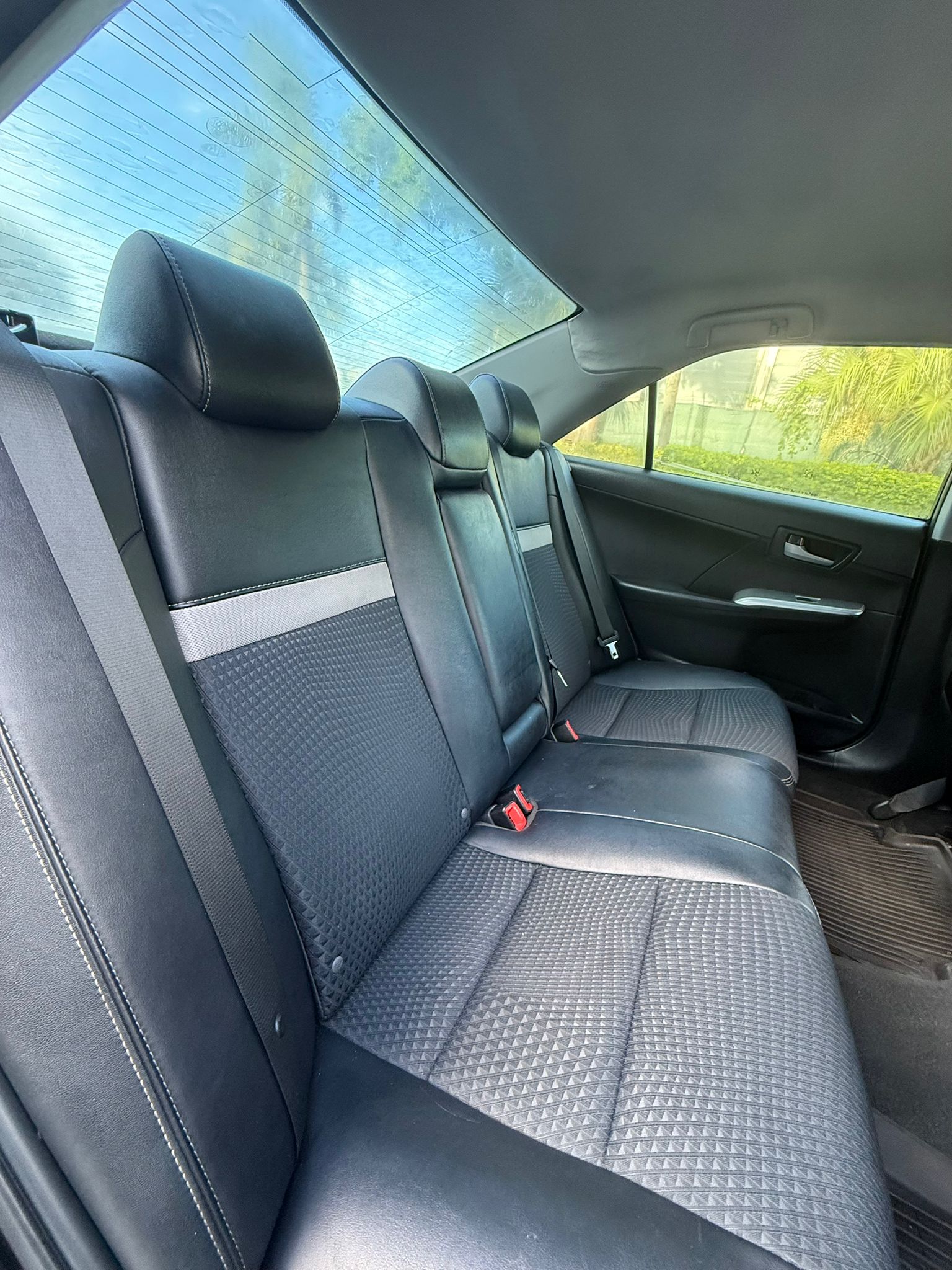 🚗 2014 Toyota Camry SE