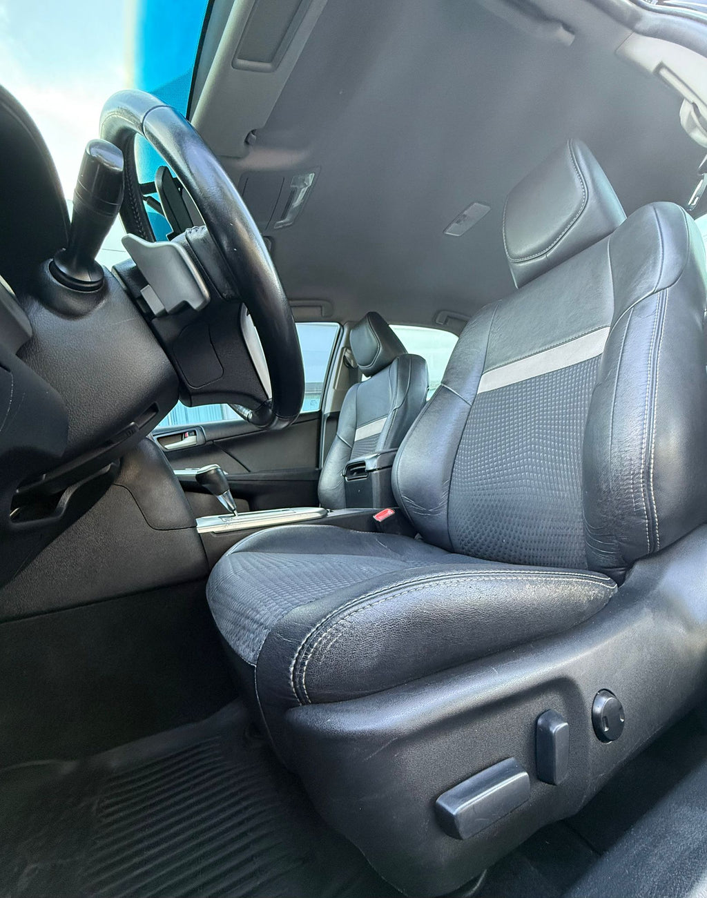 🚗 2014 Toyota Camry SE