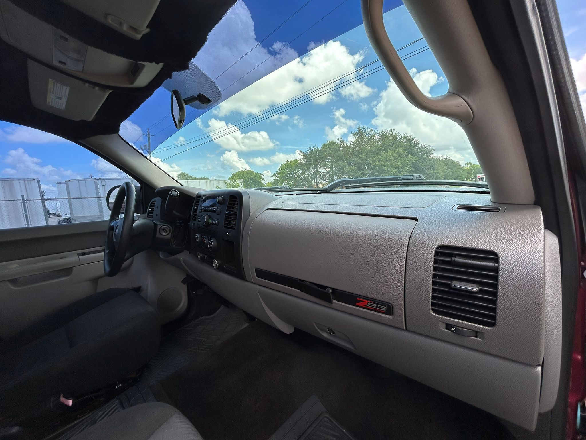 2013 GMC Sierra – 147k millas