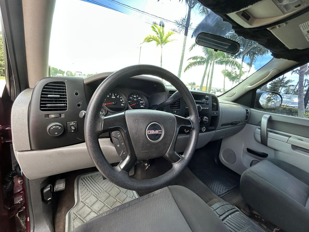 2013 GMC Sierra – 147k millas