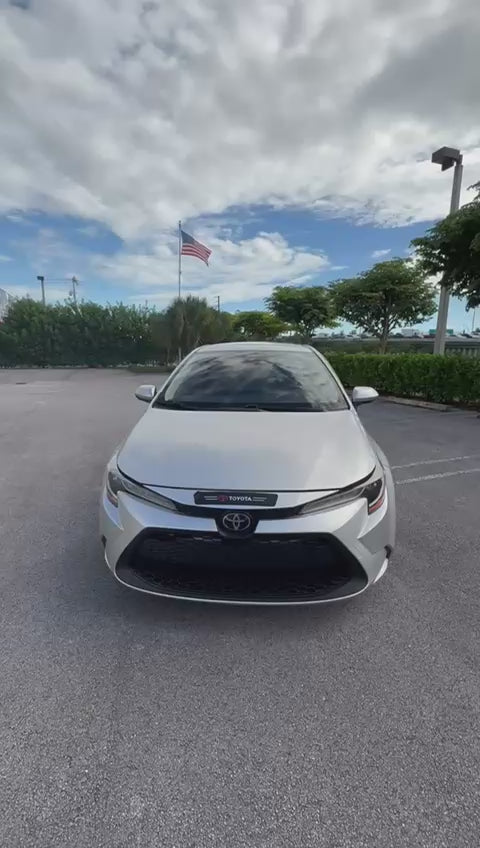🚗 2021 Toyota Corolla LE - Sedan 4D - 📍 64,781 millas